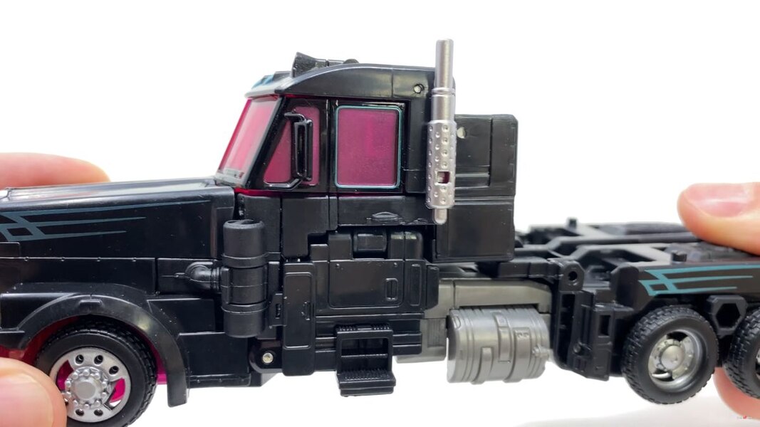 Transformers Legacy Velocitron SCOURGE BLACK CONVOY Image  (24 of 38)